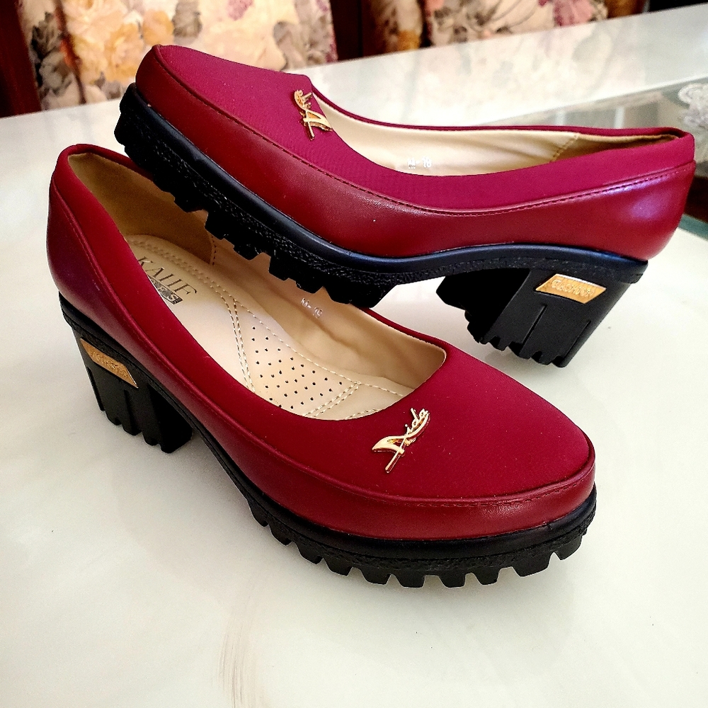 New Women's shoes